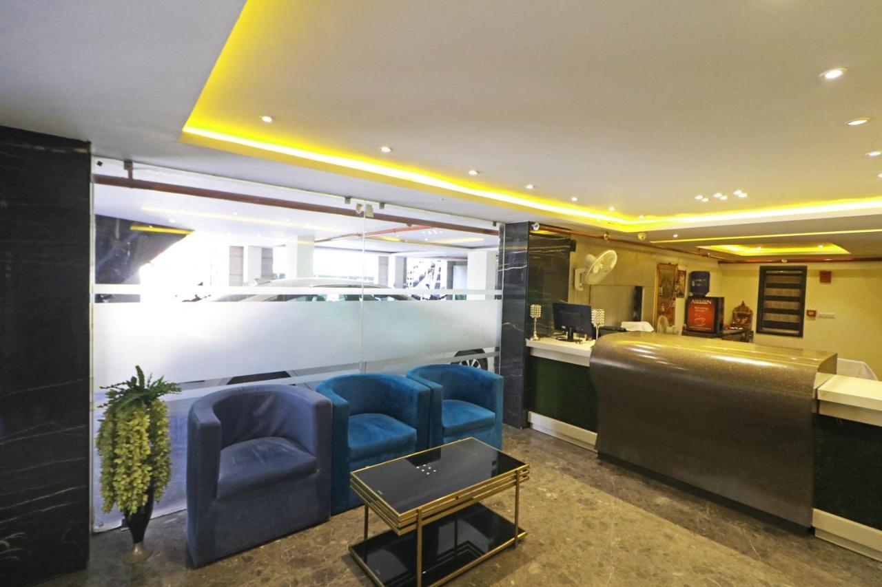 The Ivy Grand Hotel In City Centre With Free Secured Parking New Delhi Bagian luar foto